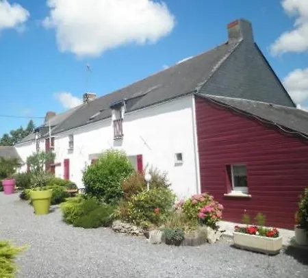 Semesterbostad Les D'amis *