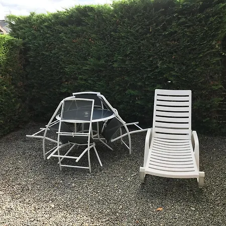 Semesterbostad Les D'amis